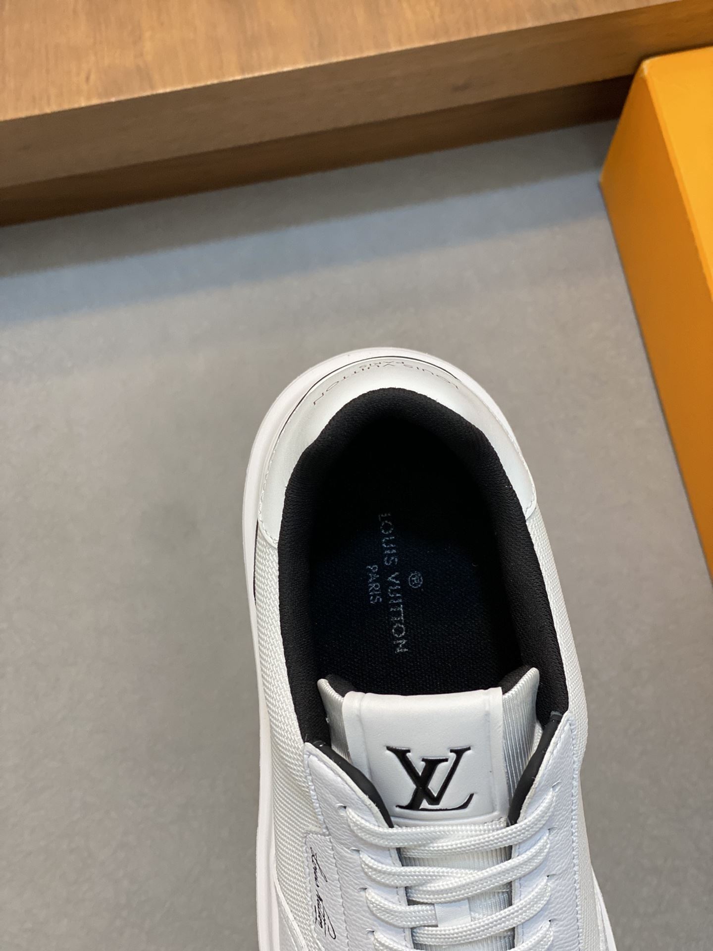 Louis Vuitton Low Shoes